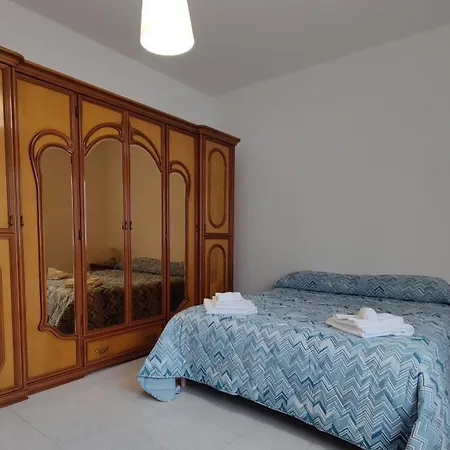 La Tana Della Volpe * Tempera